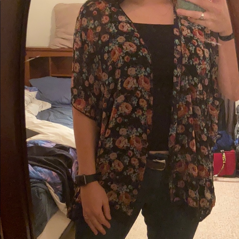 Flowered rose kimono